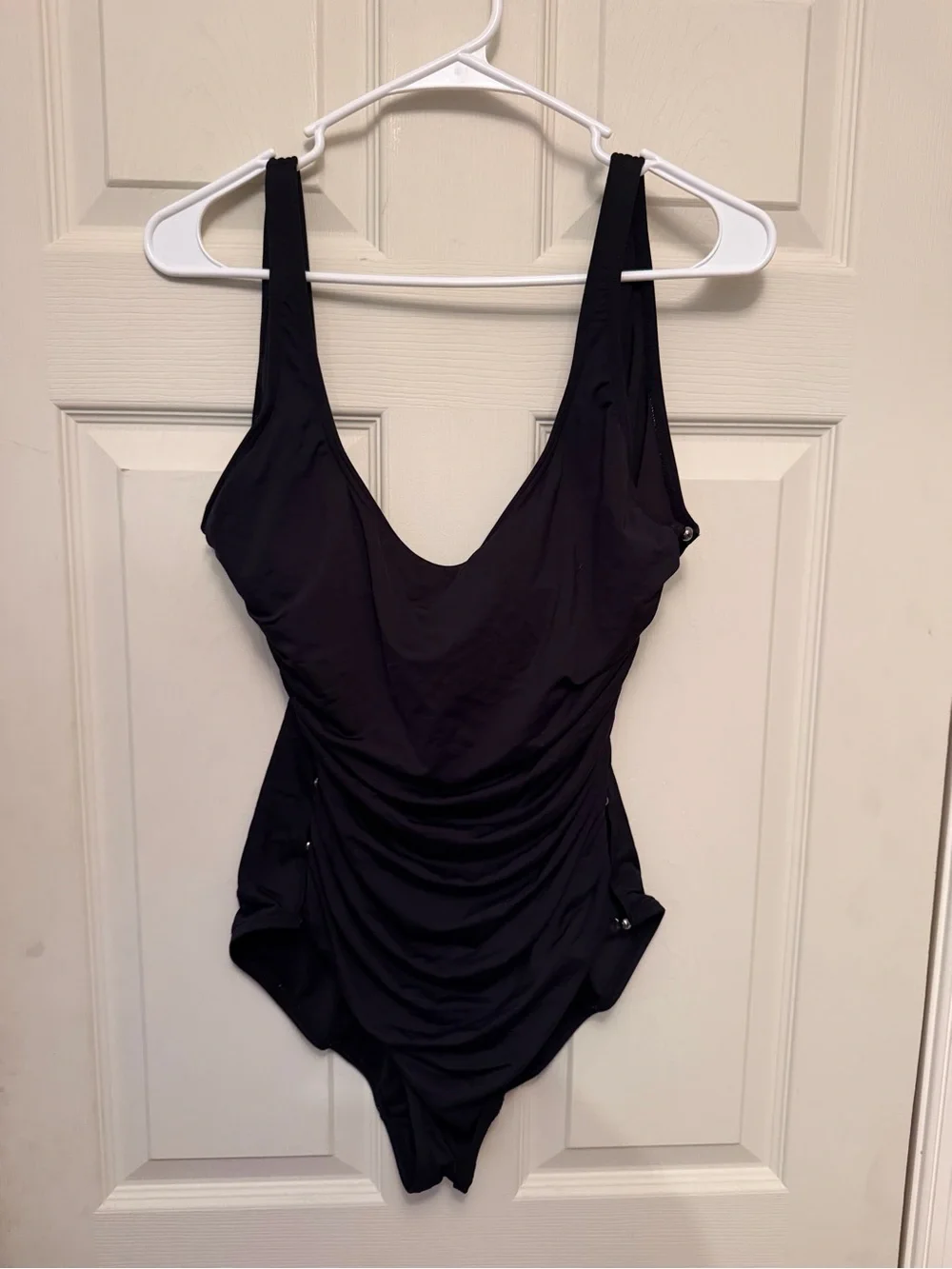 CARMEN MARC VALVO BLACK DAIQUIRI TRINIDAD SIDE PEEK-A-BOO‎ ONE PIECE SWIMSUIT 14